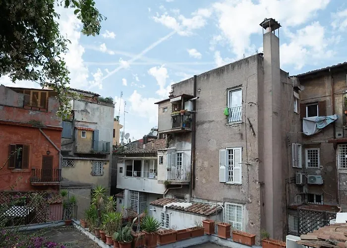Trastevere Rooftop Terrace Courtyard Loft